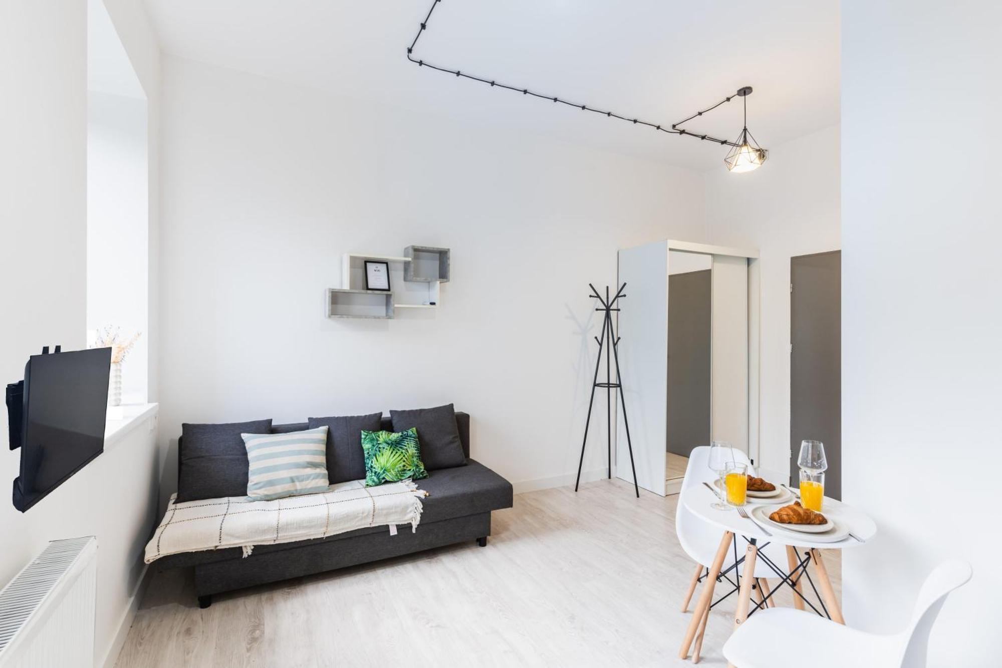 Apartment Quiet Street 11/5E Освиенцим Екстериор снимка